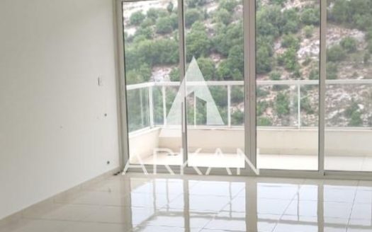Duplex Apartment for Sale – Halat
