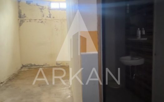 Depot for Sale in Eddeh, Jbeil | 800 sqm Commercial Property