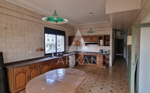 Investment Apartment for Sale in Adma | 375 sqm Renovation Opportunity