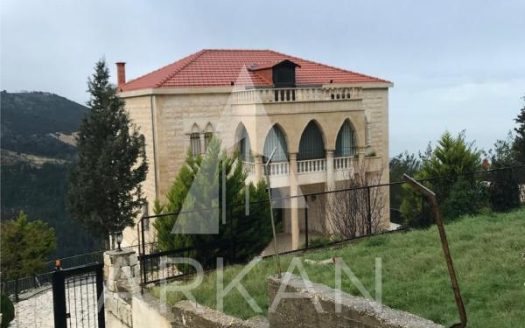 Villa for Sale in Azra, Keserwan | 450 sqm Built Area on 1,284 sqm Land