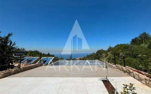 Luxury Apartment for sale in Adma with Private Infinity Pool