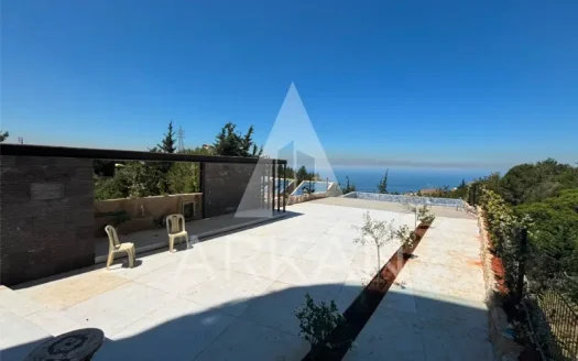 Luxury Apartment for sale in Adma with Private Infinity Pool