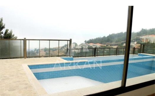 Luxury Villa for Sale in Chamlan, Souk El Gharb